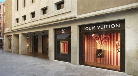 cinesi venezia louis vuitton